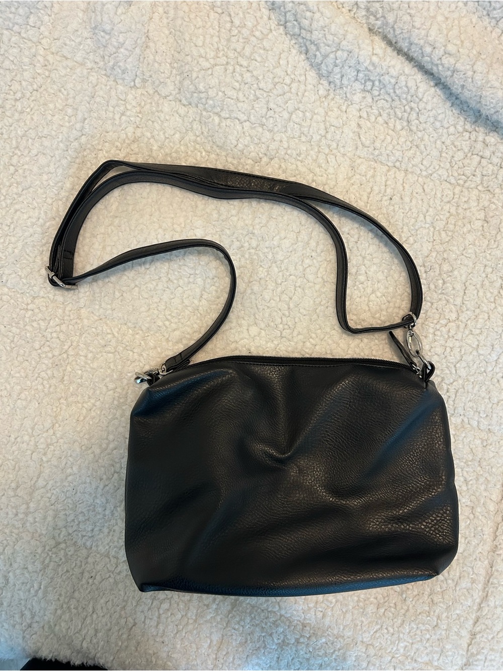 Classic Black Crossbody Bag - Sleek Everyday Carry